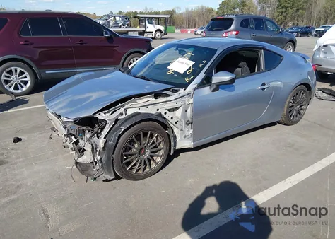 2017 Toyota 86 из США, поврежденный, VIN JF1ZNAA11H9710740